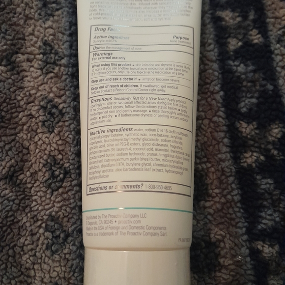 Proactiv Acne Body Wash 9 oz - Picture 2 of 3